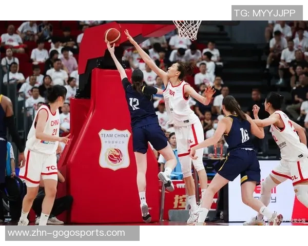 中国女篮热身赛连胜三场18岁新星表现抢眼核心缺阵引发讨论